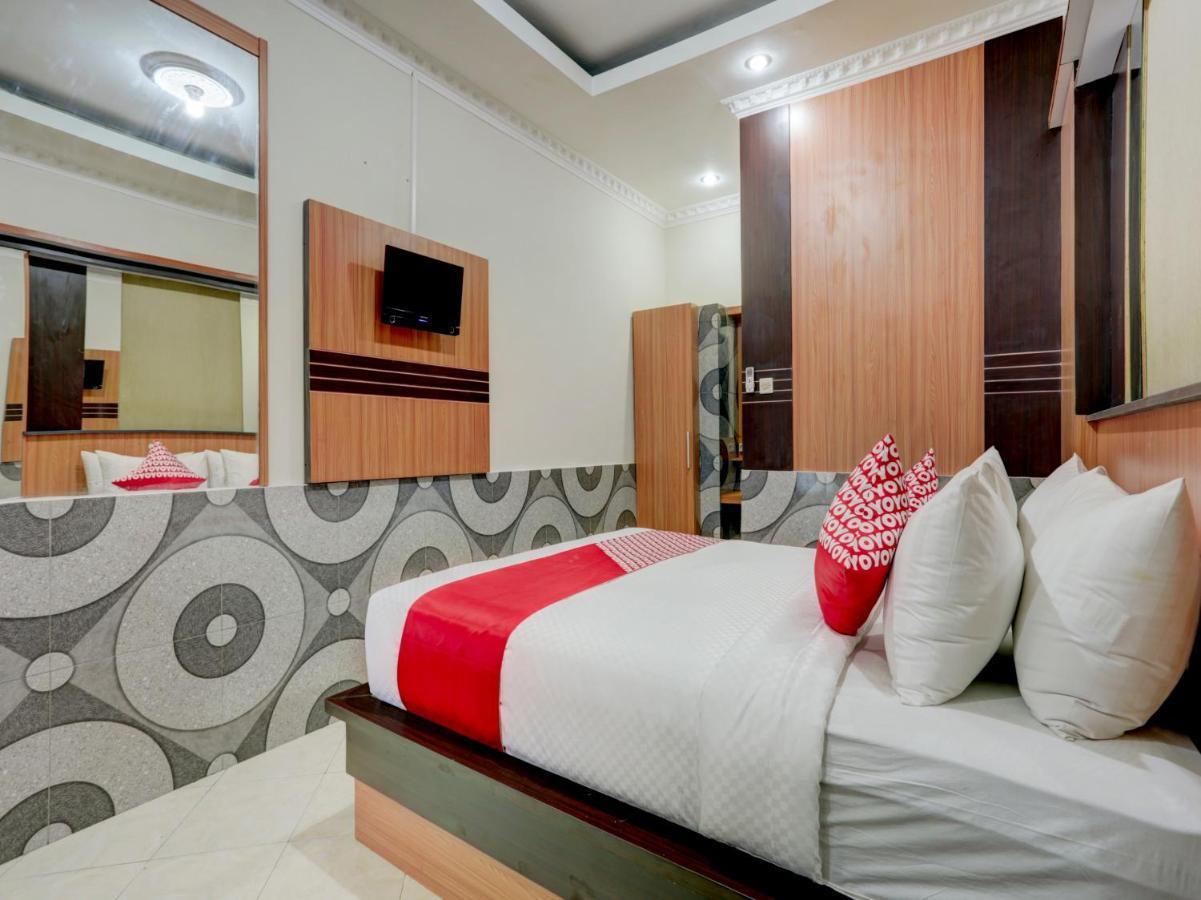 Oyo 90131 Liberty Guest House Sempidi Buitenkant foto